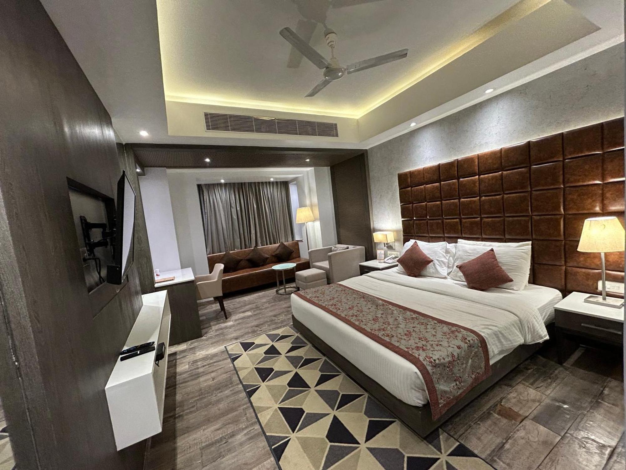 แซนด์ เฮฟเว่น Hotel พอร์ตแบลร์ ภายนอก รูปภาพ
